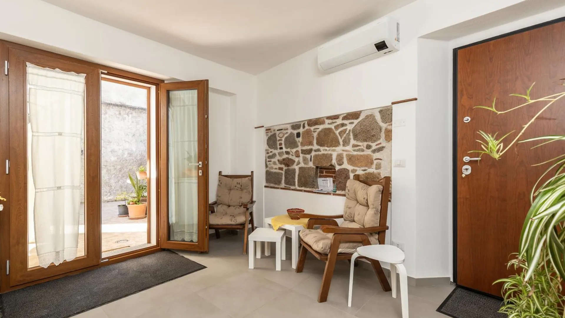 Charming Bari Sardo Διαμέρισμα